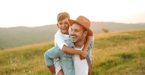 Positive Ways To Pursue Stronger Father-Child Bonds Positive Ways To Pursue Stronger Father-Child Bonds